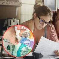 Imagen de familia endeudada por nota sobre consejos para salir de deudas.