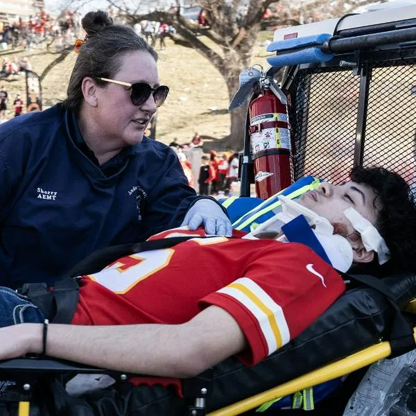 Uno de los heridos en el tiroteo de la celebración del Super Bowl en Kansas City, Estados Unidos.