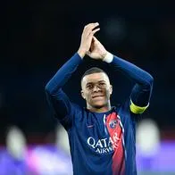 Kylian Mbappé se va del PSG como agente libre en junio, según Fabrizio Romano