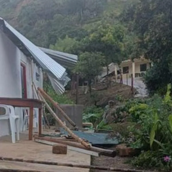 Vendaval en Amagá dejó a más de 70 familias afectadas; quedaron sin techo