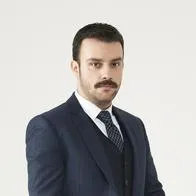 Actor de 'Süreyya' que trabaja con su esposa en la novela turca 