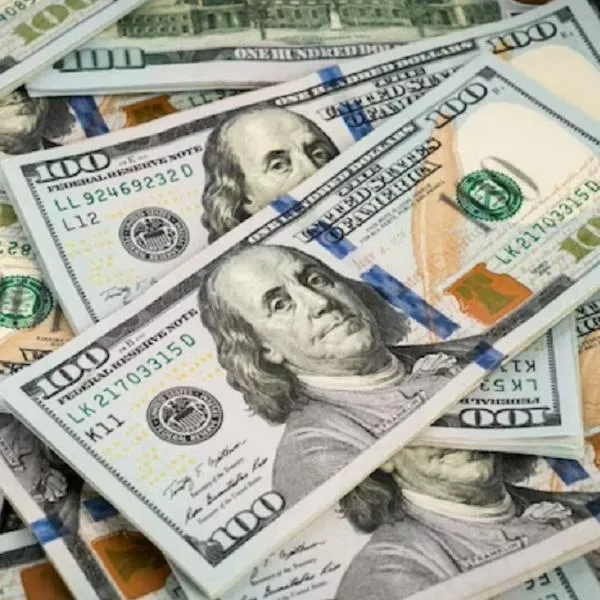 Dólar en Colombia podría bajar hasta $ 3.700 y experto avisa cuándo pasaría