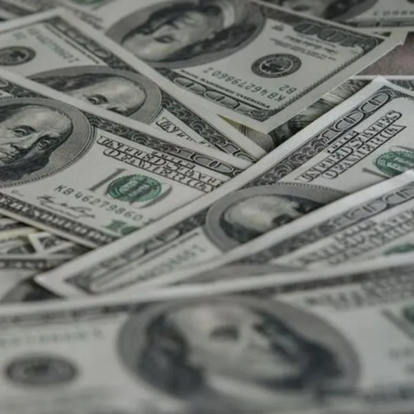 Dólar en Colombia terminó con leve caída y muy cerca de $ 3.900