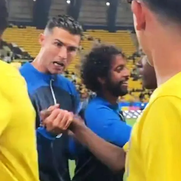 Cristiano Ronaldo, que regaña a su hijo por agrandado y no saludar en el Al Nassr