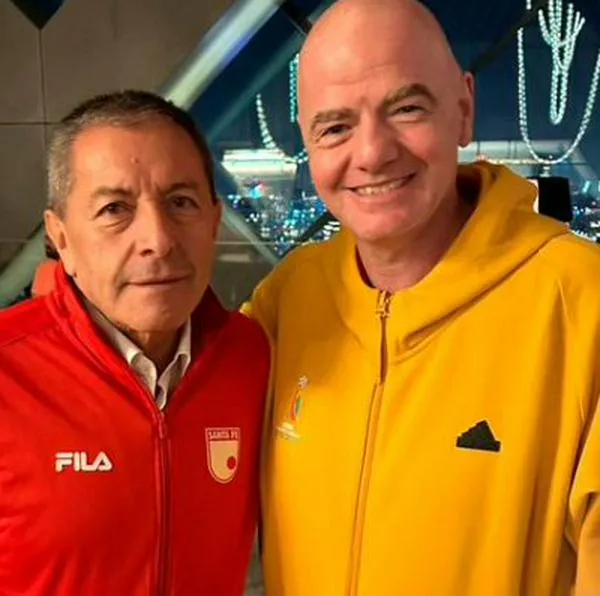  Eduardo Méndez de Santa Fe estuvo con Gianni Infantino de la Fifa en Dubái