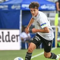 Jugador se quedó sin trabajo debido a que tiene Tinder.