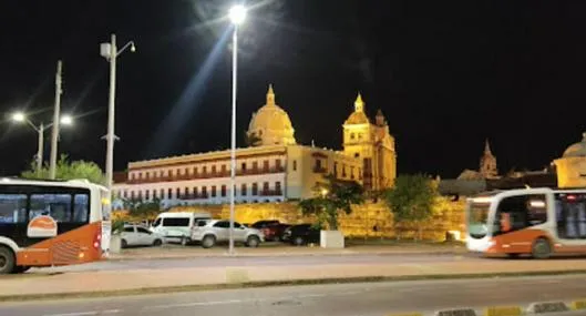 Estafa de taxista en Cartagena a turistas; cobró $ 100.000 por un par de calles
