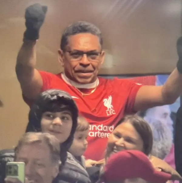 El papá de Luis Díaz sí goza en Inglaterra: eufórico en el gol de su hijo en Liverpool vs Luton