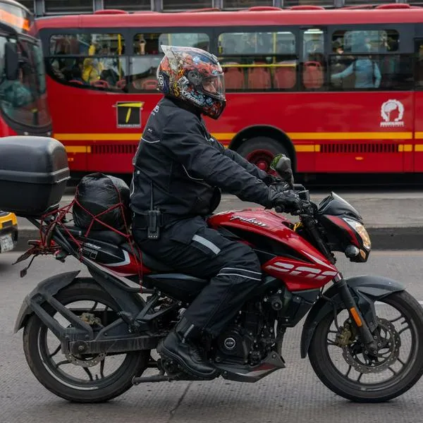Imagen de motociclista por nota sobre posibles cambios debido a inseguridad