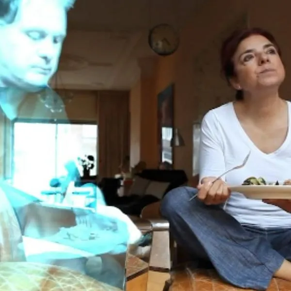 Mujer se casará con holograma que fue creado a partir de sus exnovios, Rotterdam