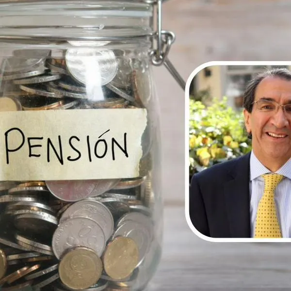 Aurelio Suárez, analista de Blu Radio, afirmó que la reforma pensional plantea posibles aumentos en la edad de pensión para ciertos trabajadores.