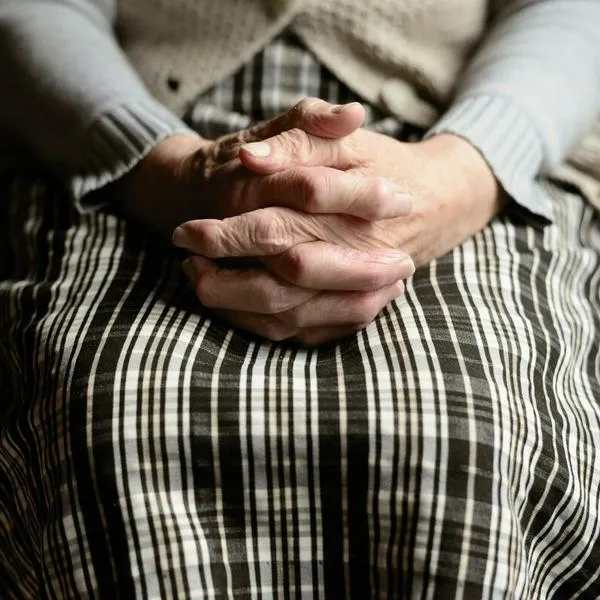 En Montería, la Policía detuvo a un hombre que, en su condición de yerno, abusó de su suegra de 75 años que padece alzhéimer. Acá, los detalles.