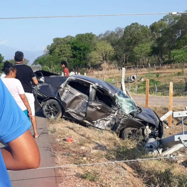 Accidente En Vía La Paz Valledupar Dejó A Periodista E Hija Heridas