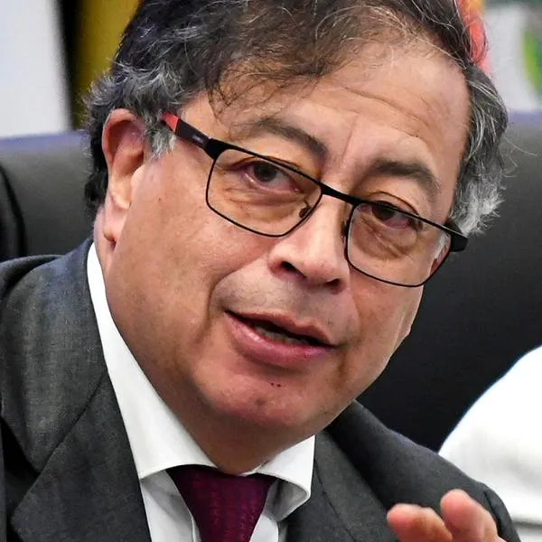 Foto de Gustavo Petro, quien sigue cayendo en encuestas