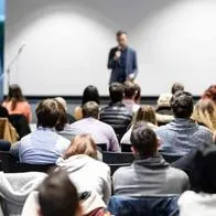 La asamblea de copropietarios es de asistencia obligatoria, pero hay formas para evitar la asistencia.