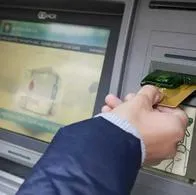 ¡Ojo con el ‘cambiazo’ de tarjetas en pleno cajero! Así le desocuparon la cuenta a adulta mayor en Valledupar