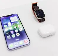 Novedades de iOS 17.4 en Iphone.