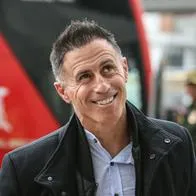 Técnico de Independiente Santa Fe, Pablo Peirano, quien confirmó que hará cambios para evitar cansancio y que Jersson González y Ramírez Pisciotti están lesionados.