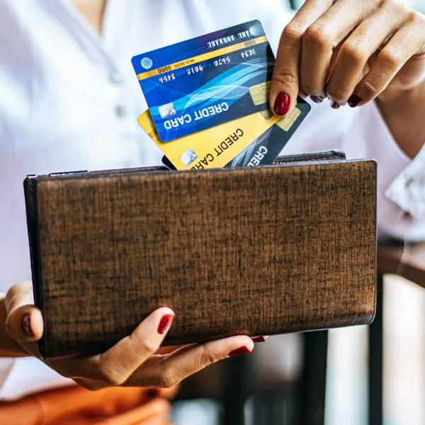 Bancolombia, Falabella y Rappicard cuentan con tarjetas de crédito con ‘cashback’, por lo que puede recibir de vuelta un porcentaje de sus compras.