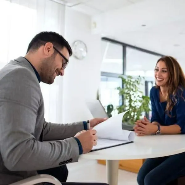 Preguntas clave que realizan los CEO en una entrevista de trabajo: son tres