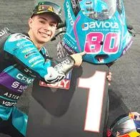 Triunfazo del colombiano David Alonso en Moto3; remontó 5 puestos en la vuelta final