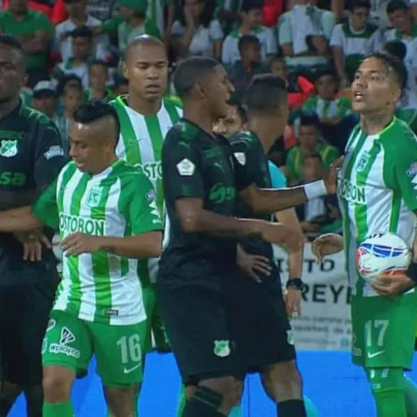 Pelea entre Dayro Moreno y Jeison Lucumí en Nacional por la que el delantero tolimense fue echado del equipo verde.
