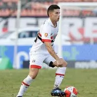 James Rodríguez trabaja diferenciado debido a una molestia muscular.