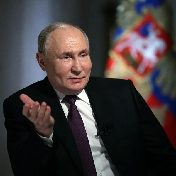 Vladimir Putin es reelegido por quinta vez como presidente de Rusia, luego de quedarse con más del 87 % de los votos en las elecciones. 
