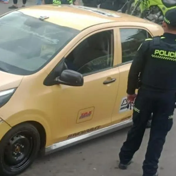 Reportan nuevo caso de sicariato en Bogotá: taxista fue asesinado en Monteblanco, Usme, frente a supermercado de Ara.