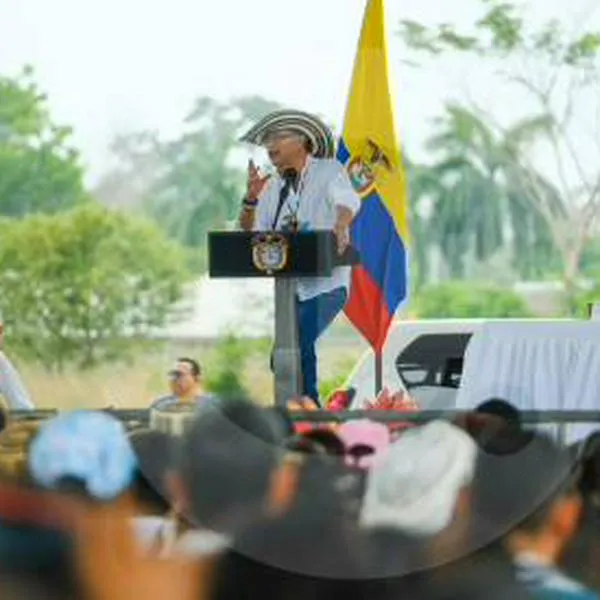 Gustavo Petro arremetió contra Iván Mordisco por ataques en Cauca