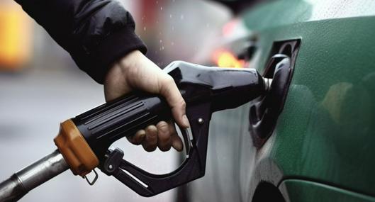 Conozca qué debe hacer y qué pasa cuando le echa el combustible o la gasolina equivocada a su carro. Debe actuar rápido.