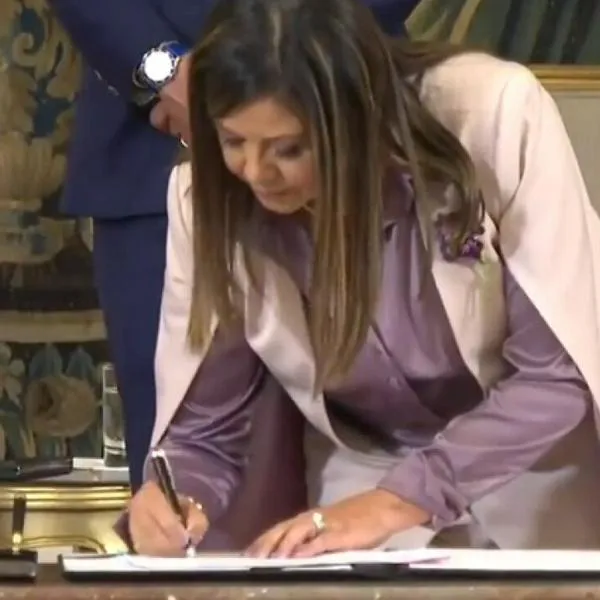 Luz Adriana Camargo se posesionó como nueva fiscal general de la Nación