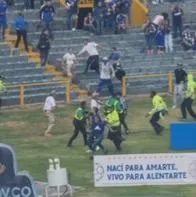 Imágenes de los desórdenes en el Millonarios vs. Cali 