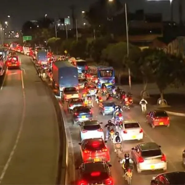 Este 23 de marzo se reportan trancón en la Autopista Sur de Bogotá por puente festivo de Semana Santa y avisan a conductores.