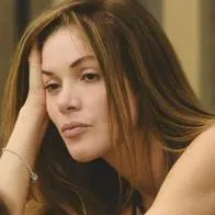 Nataly Umaña es la nueva eliminada de ‘La casa de los famosos’ y se besó con Miguel Melfi al salir del reality.