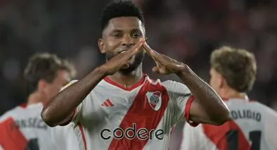 Radical decisión de Martín Demichelis en River Plate habría dejado 'caliente' a Miguel Ángel Borja