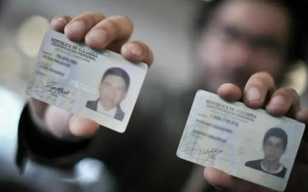 Hombre con 'doble identidad' pidió que le unificaran los documentos para obtener su pensión