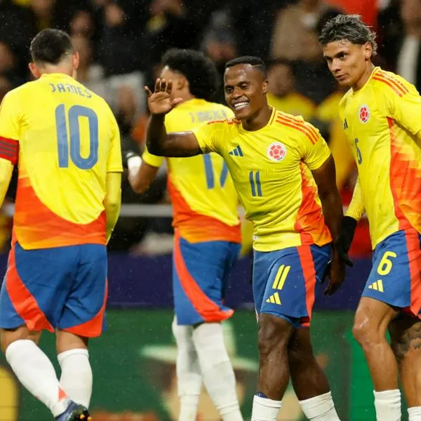 Jhon Arias celebrando su gol con Colombia ante Rumania: video y cómo fue