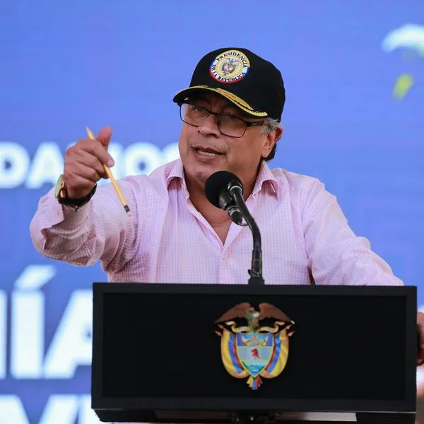El presidente Gustavo Petro, que habló del M-19 y otras guerrillas del mundo.