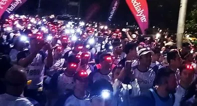 Enel X Night Race 10k de Bogotá 2024: espectáculo de luces.