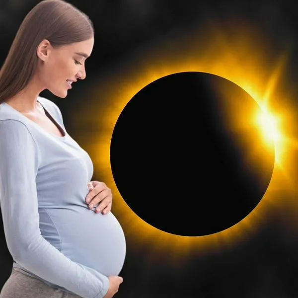 Eclipse solar y mujer embarazada en nota sobre si ese fenómeno afecta a las mujeres en gestación