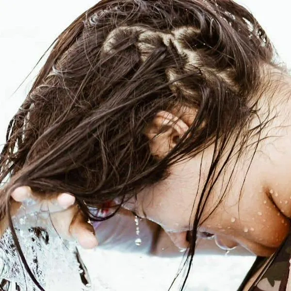 Conozca en qué consiste el 'pre-shampoo', una técnica de cuidado del cabello que se volvió tendencia en TikTok