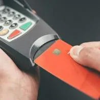 Davivienda, Banco de Bogotá y Colpatria son algunos de los bancos que ofrecen tarjetas de crédito que cobran intereses diarios.
