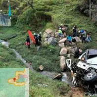 Un bus que transportaba policías se volcó en el Alto de Matasanos, Antioquia