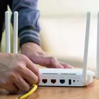 Foto de módem, en nota de qué aparatos no deben estar cerca del módem y router: truco para tener mejor señal