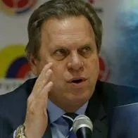 Ramón Jesurún sacó a periodistas y jugadores asociados en Acolfutpro de reunión