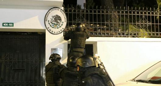 Nicaragua rompe sus relaciones con Ecuador. 