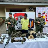 Fuerzas Militares rescataron a tres menores reclutados por las disidencias y que eran obligados a cargar fusiles en Putumayo