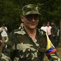 Disidencias de “Iván Mordisco” amenazan con atacar militares y policías mientras piden retomar cese al fuego