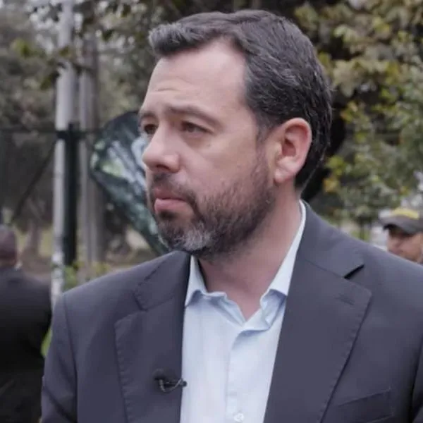 El alcalde Carlos Fernando Galán entregó nuevos detalles del esquema de racionamiento de agua en Bogotá por el bajo nivel de los embalses.